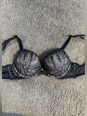 NEW Victoria's Secret BOMBSHELL Black Lace Bra